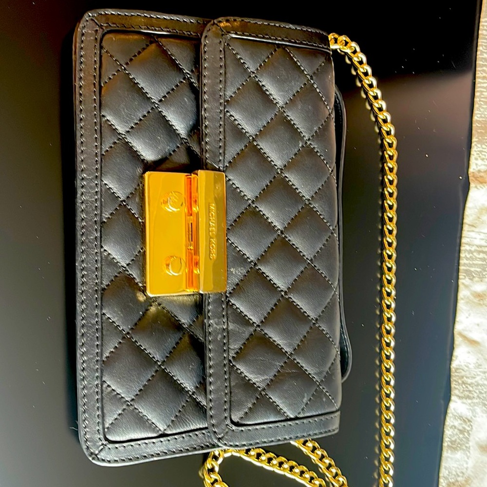 Michael Kors crossbody with chain
